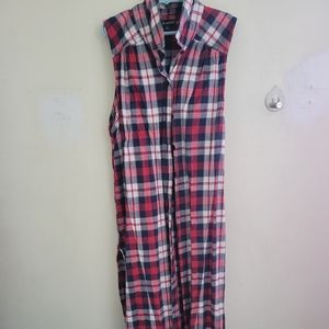 Long sleeveless flannel